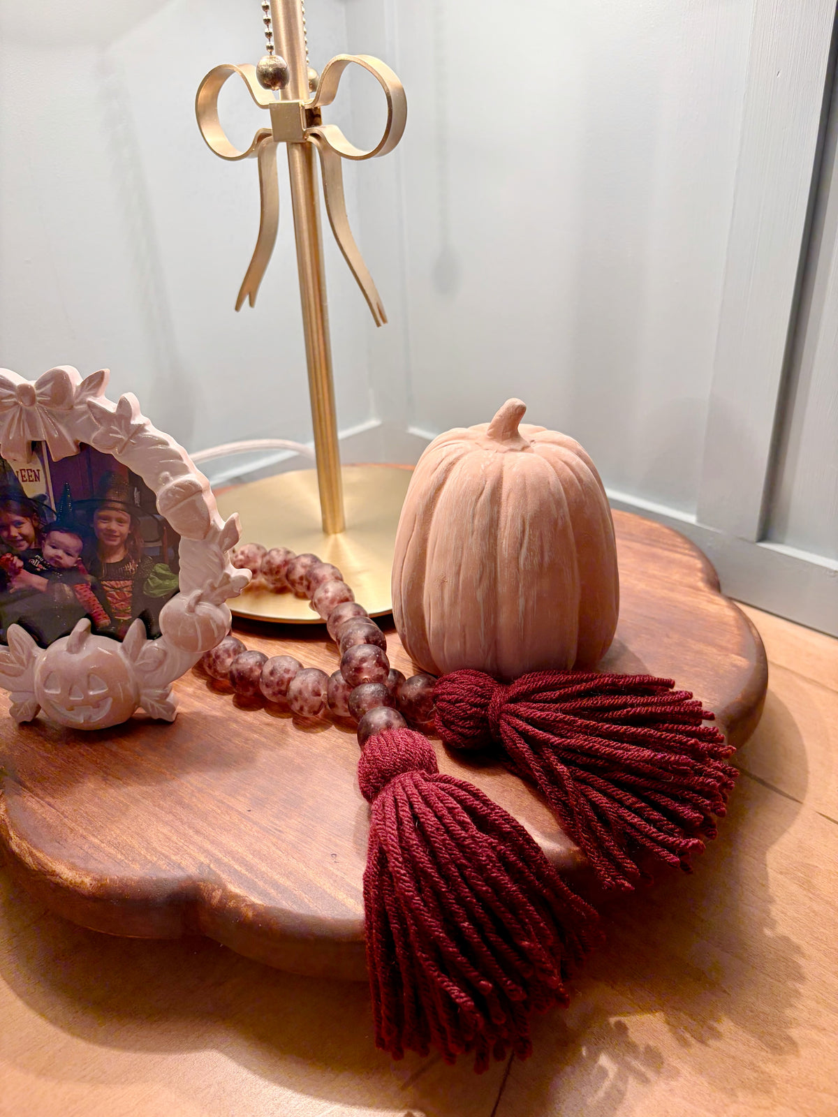 Handcrafted Ruffled Round Riser
