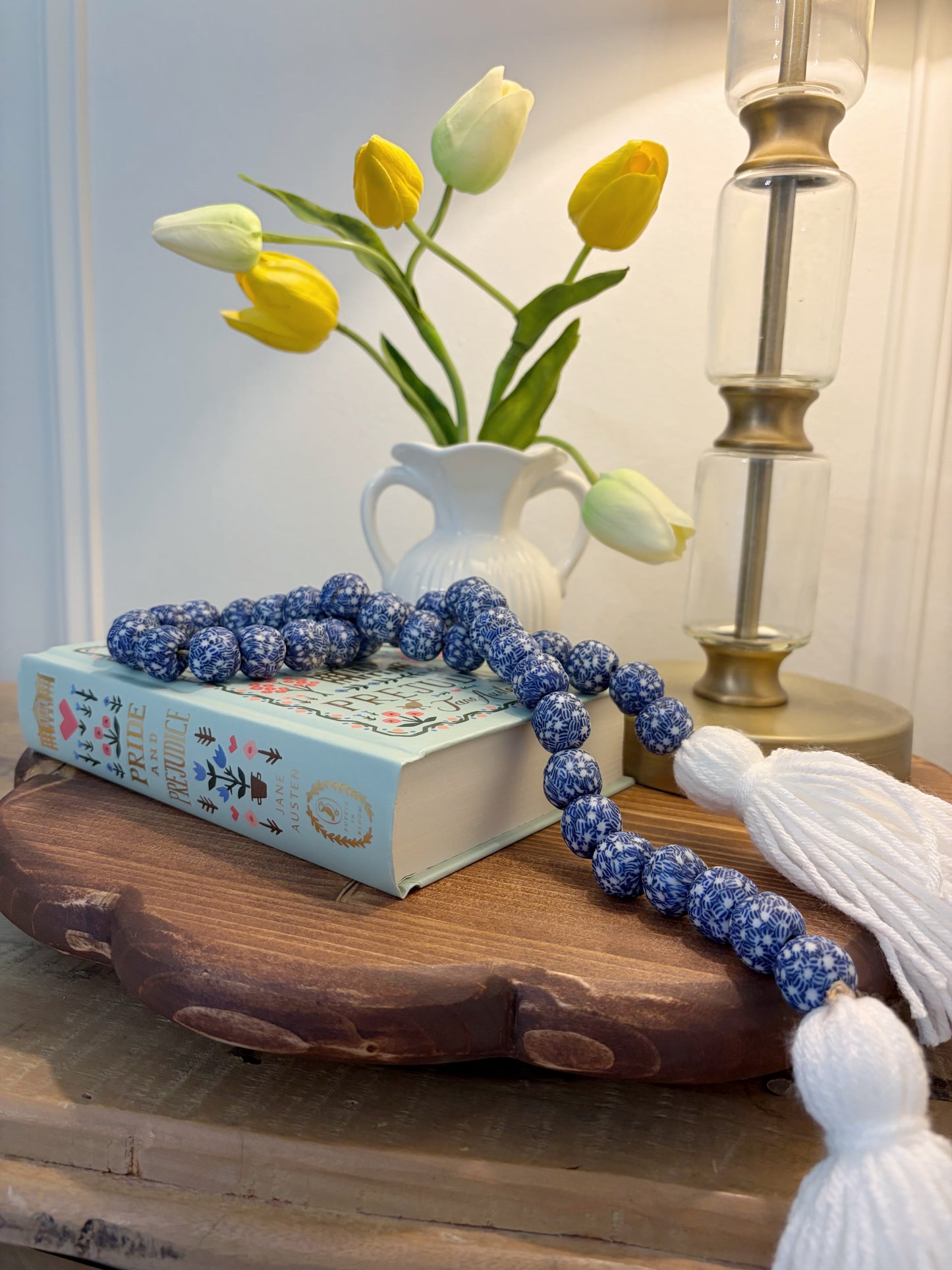 Handcrafted Ruffled Round Riser