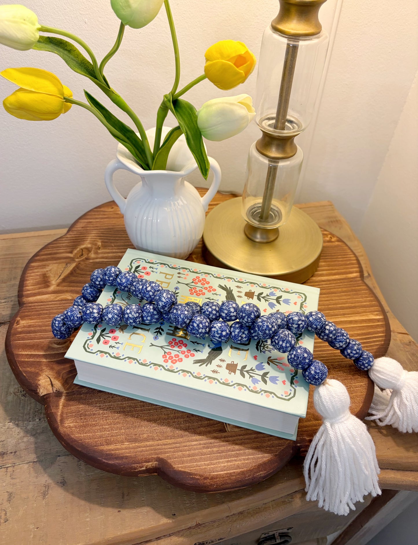 Handcrafted Ruffled Round Riser