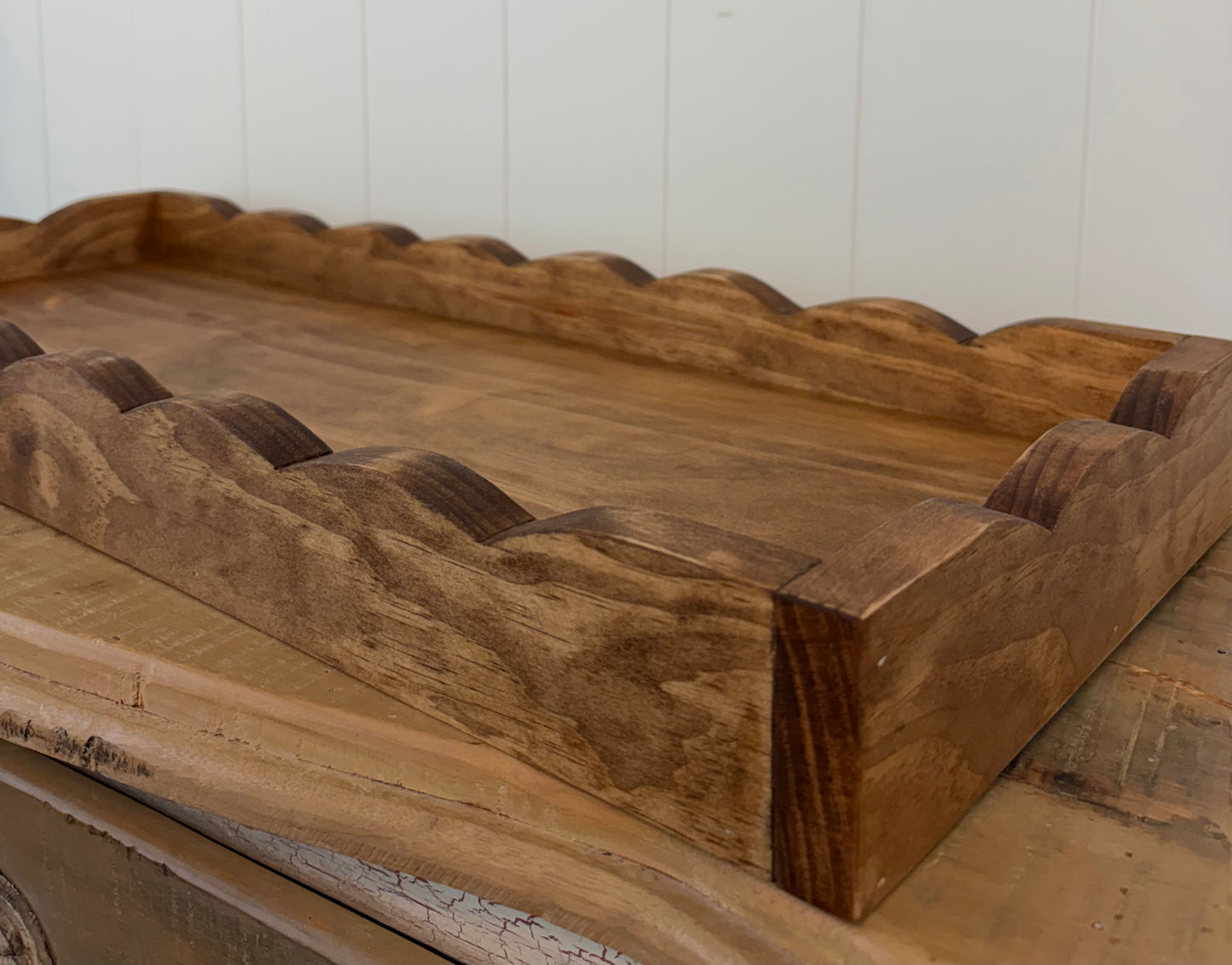 Handcrafted Ruffled Tray (3 Sizes)
